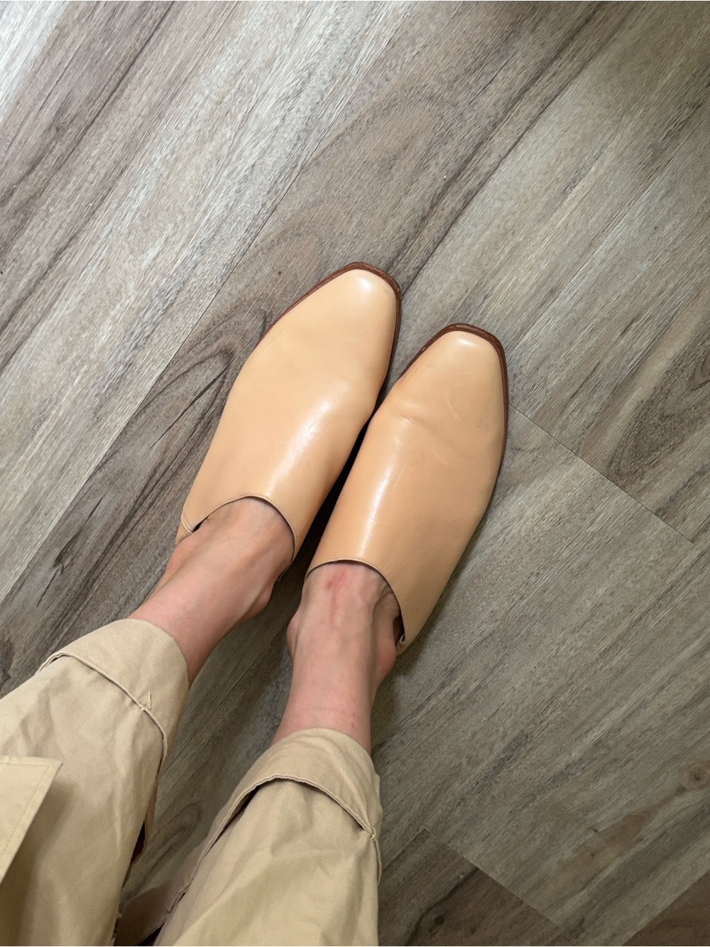 & Other Stories Blush Leather Slip-On Mule
